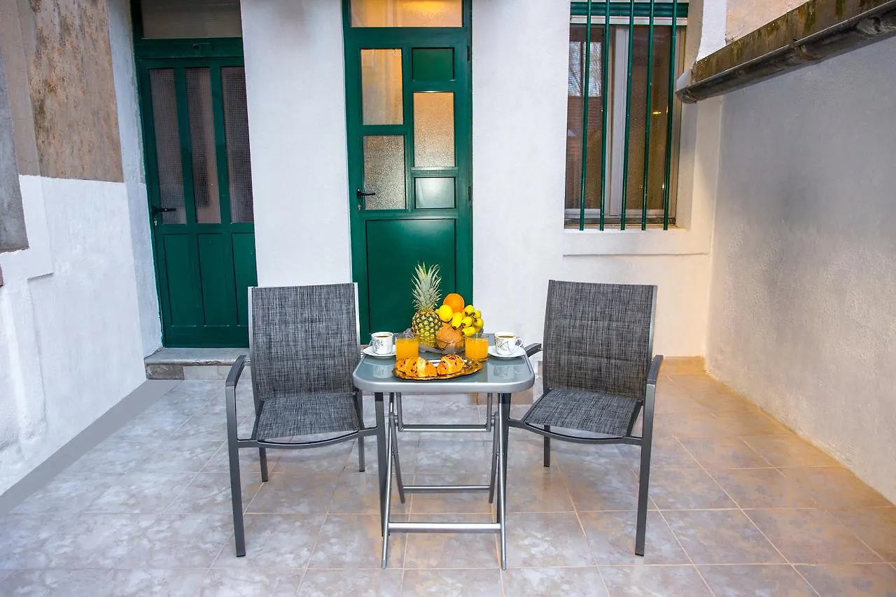 Studio Apartment Vasilj Split